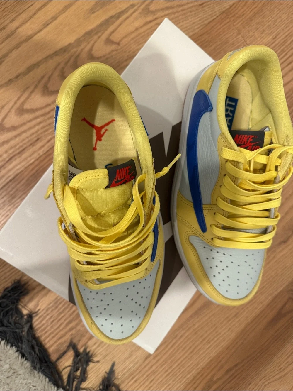 Nike Travis Scott x Air Jordan Yellow Blue DZ4137 700